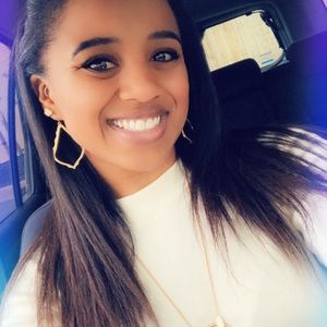 Meet your Posher, Rose